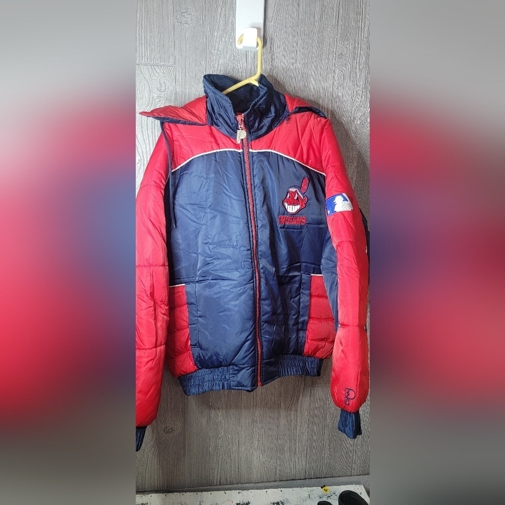 VINTAGE Cleavland Indians pro‎ player puffer jacket. Size large